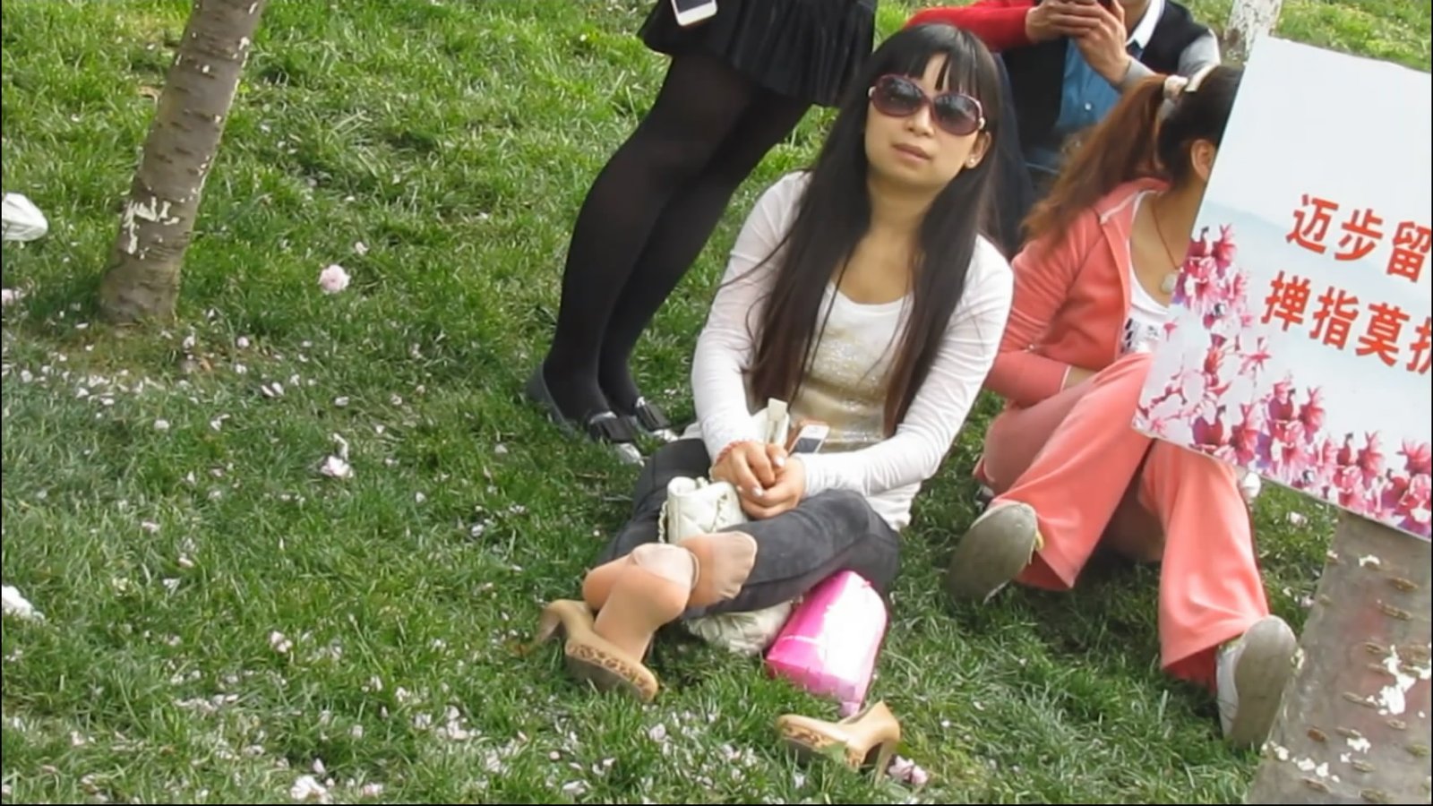 streetsnapnylon[00 02 08][20181202 210636 3]